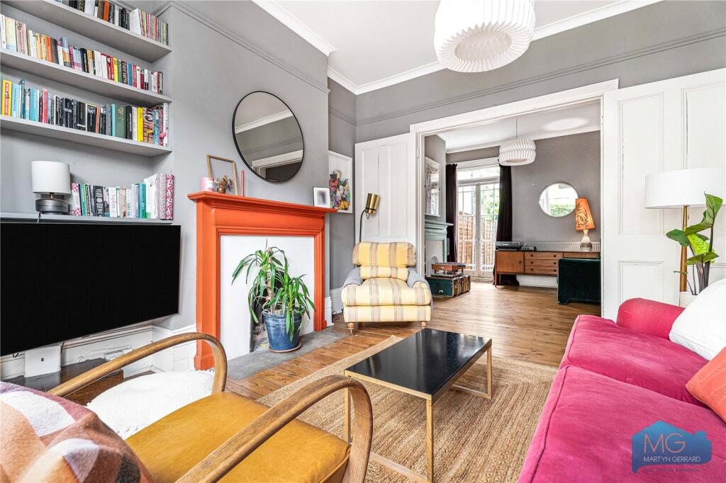 House in London - View 2