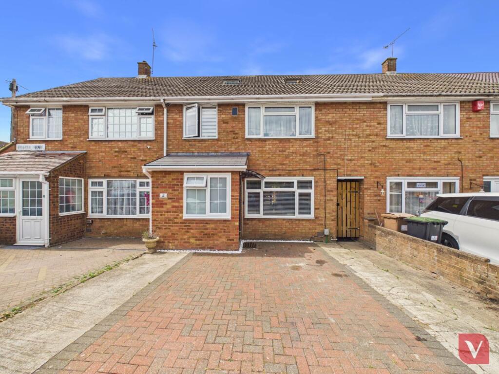 Main image of property: Reaper Close, Luton