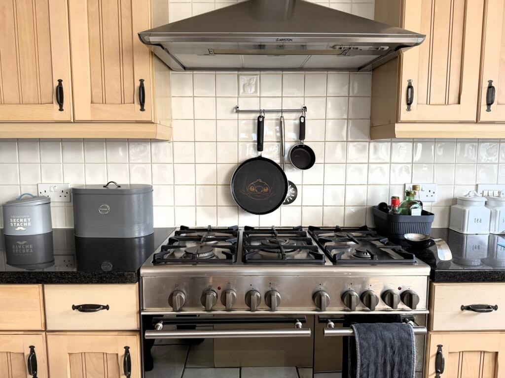 Longmeadow Drive, Wilstead, Bedford, MK45 photo 5