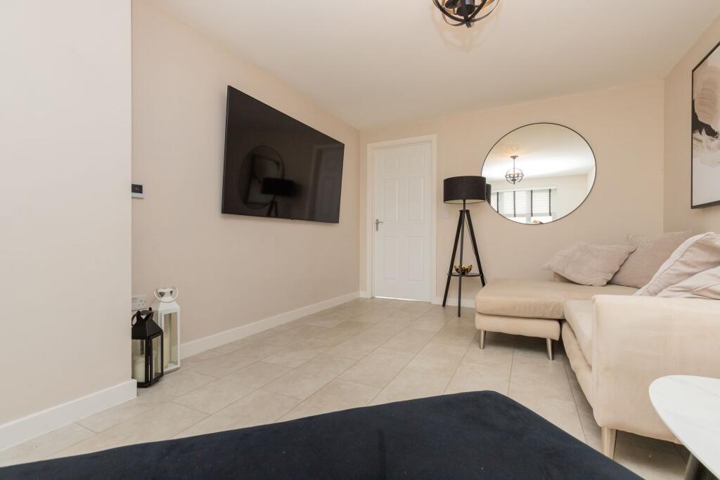 House in Motherwell - More