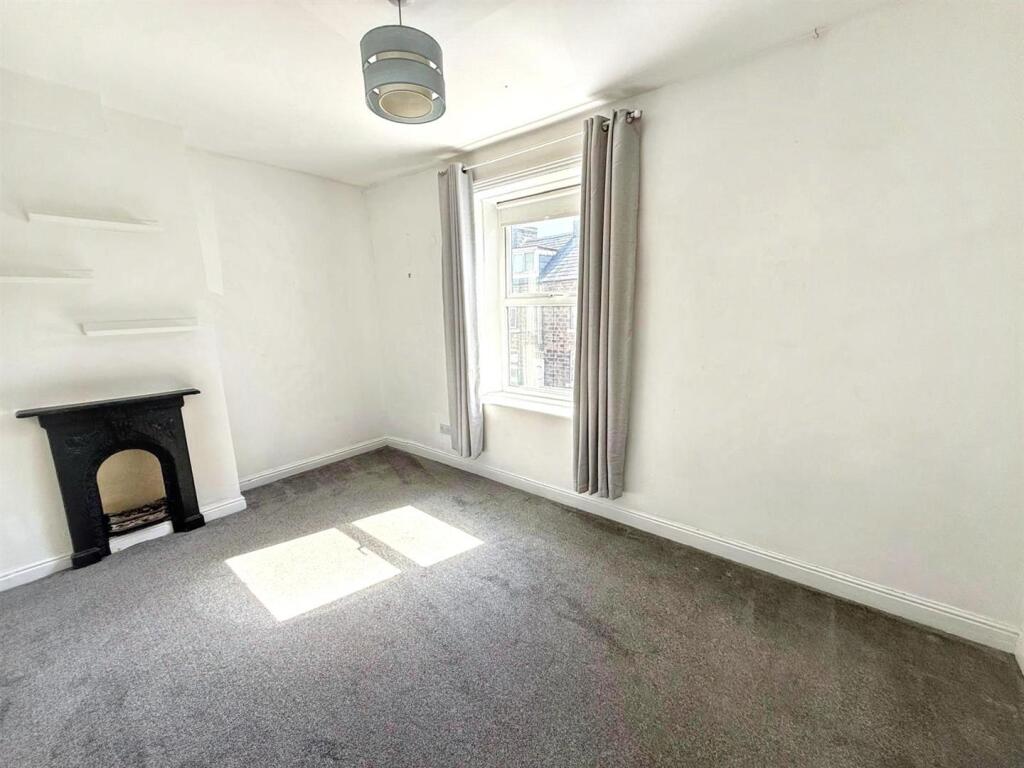 Elmsley Street, Steeton - View 6