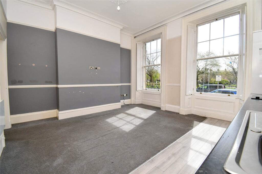 Apartment in Birkenhead, Lower Tranmere - View 3