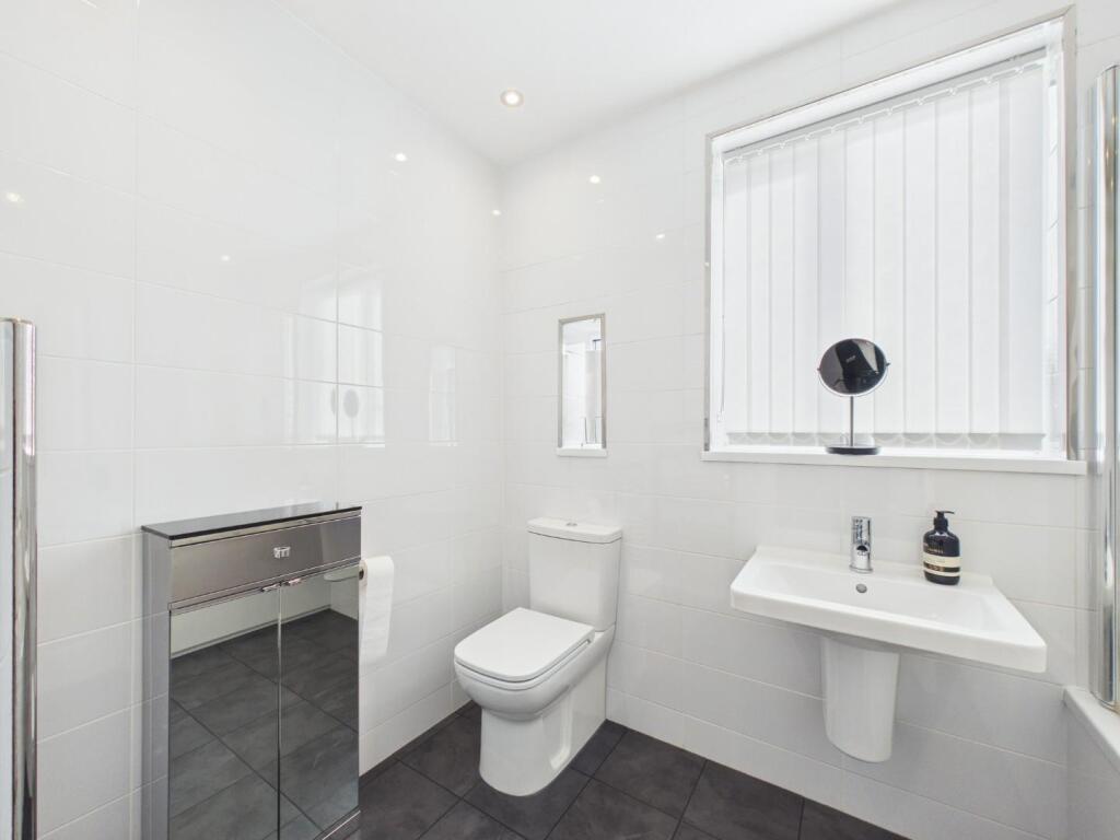 Additional image 11 of Leeds Road, Thackley, Bradford