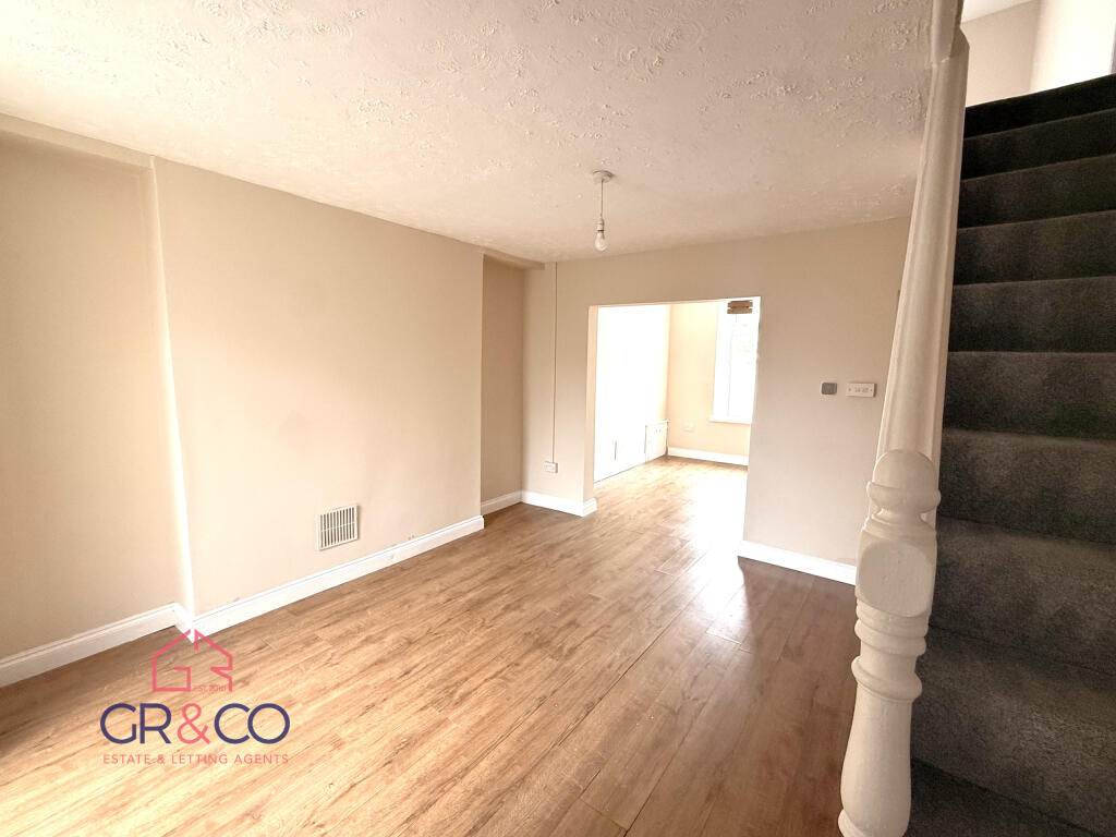 Sunny View, Tredegar, NP22 - View 2