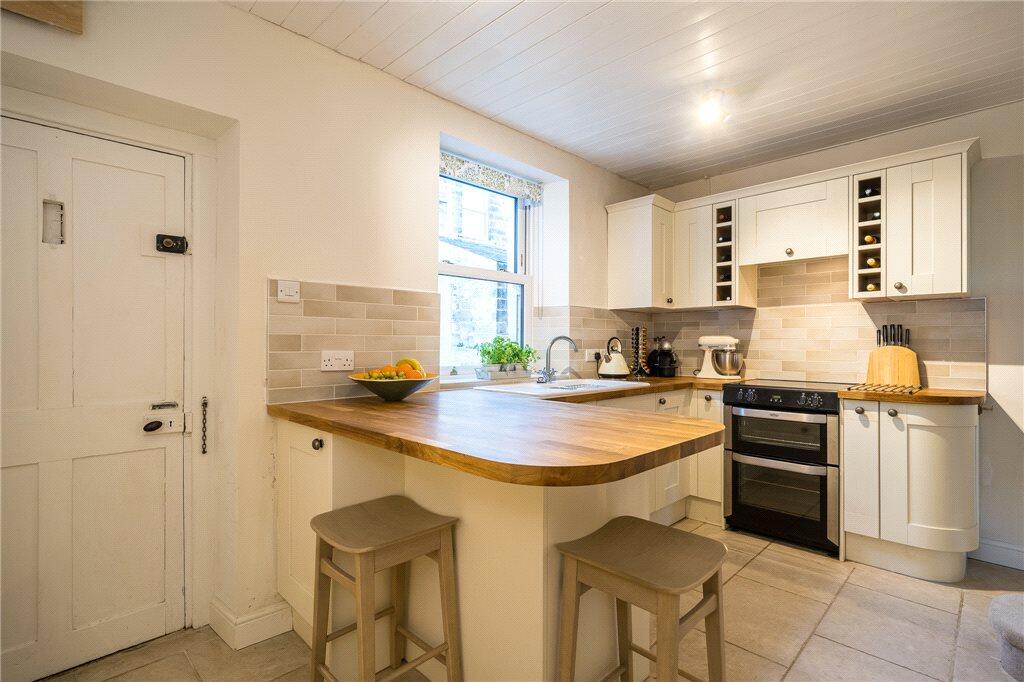East View, Dacre Banks, Harrogate, North Yorkshire, HG3 photo 2