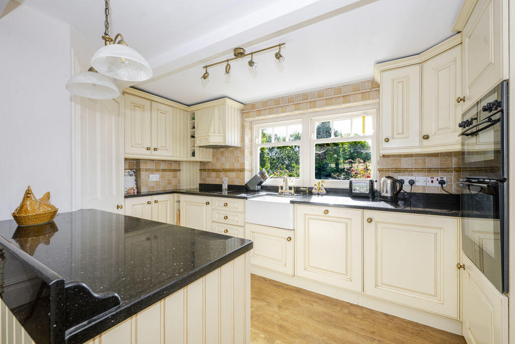 House in Tonbridge - More