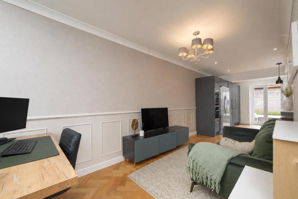 House in Oldham - View 5