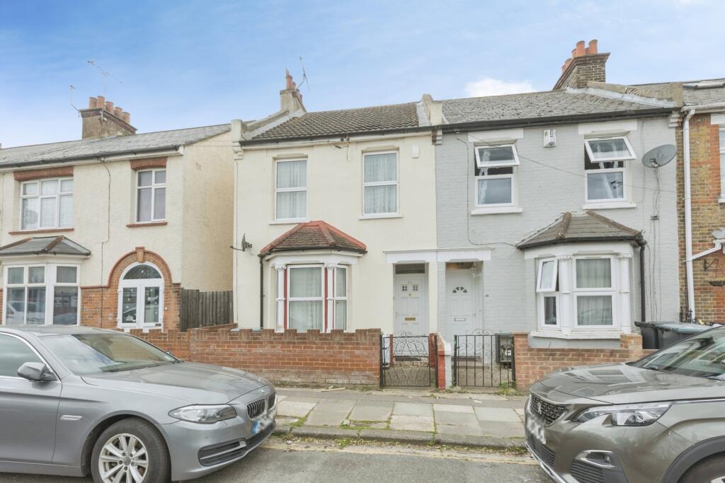 Main image of property: St. James's Avenue, Gravesend, Kent, DA11