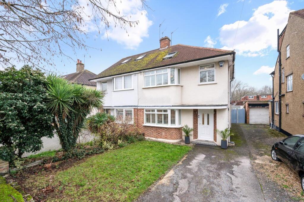 House in Worcester Park, Cuddington, West Ewell