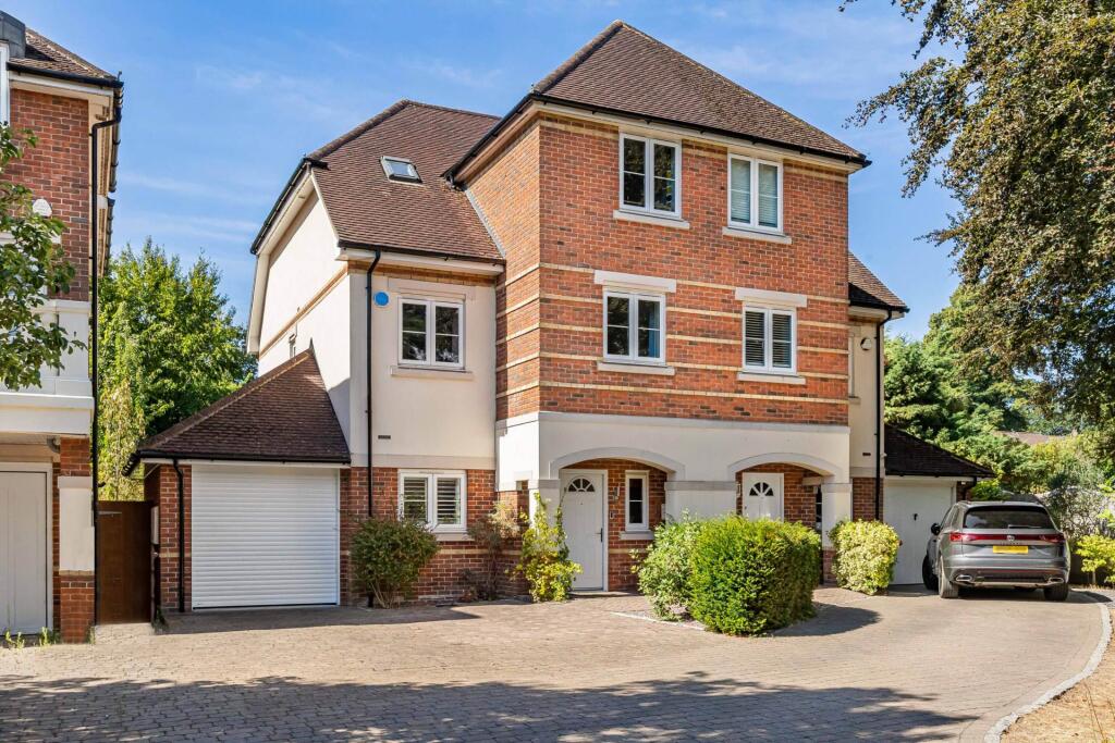 Main image of property: Symeon Place, Caversham Heights, Reading