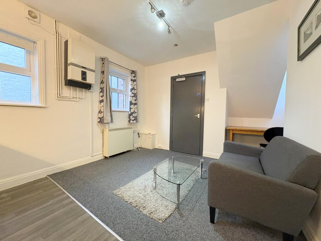 Apartment in Preston, Avenham - View 2