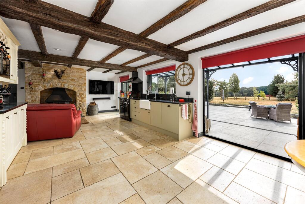 House in West Oxfordshire, Hanborough - View 3