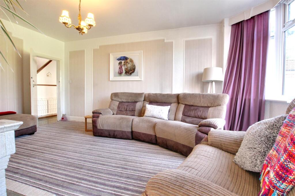 Harland Way, Cottingham photo 4