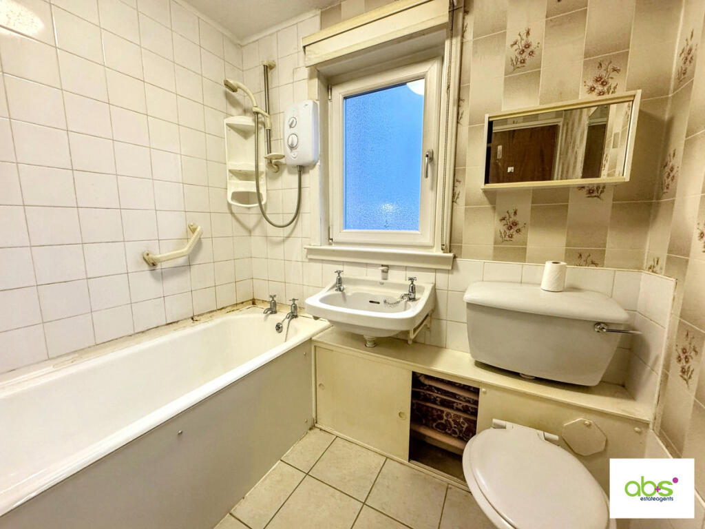Apartment in Inverness - View 3