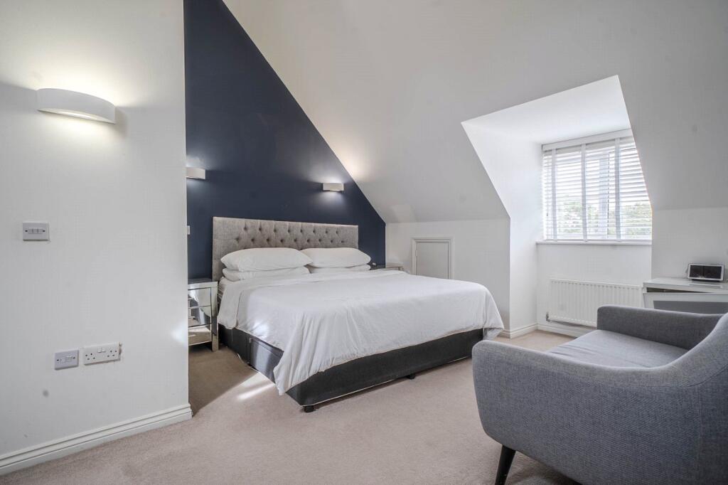 House in Milton Keynes, Newton Leys, Bletchley and Fenny Stratford - More