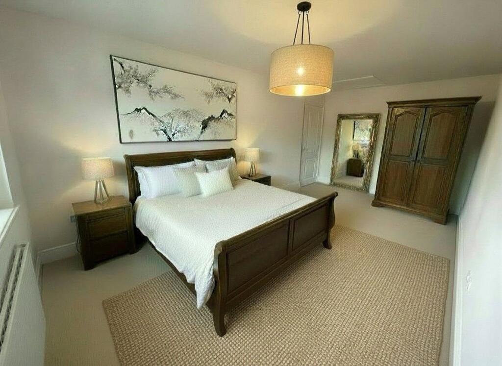 House in Congleton, West Heath - View 4