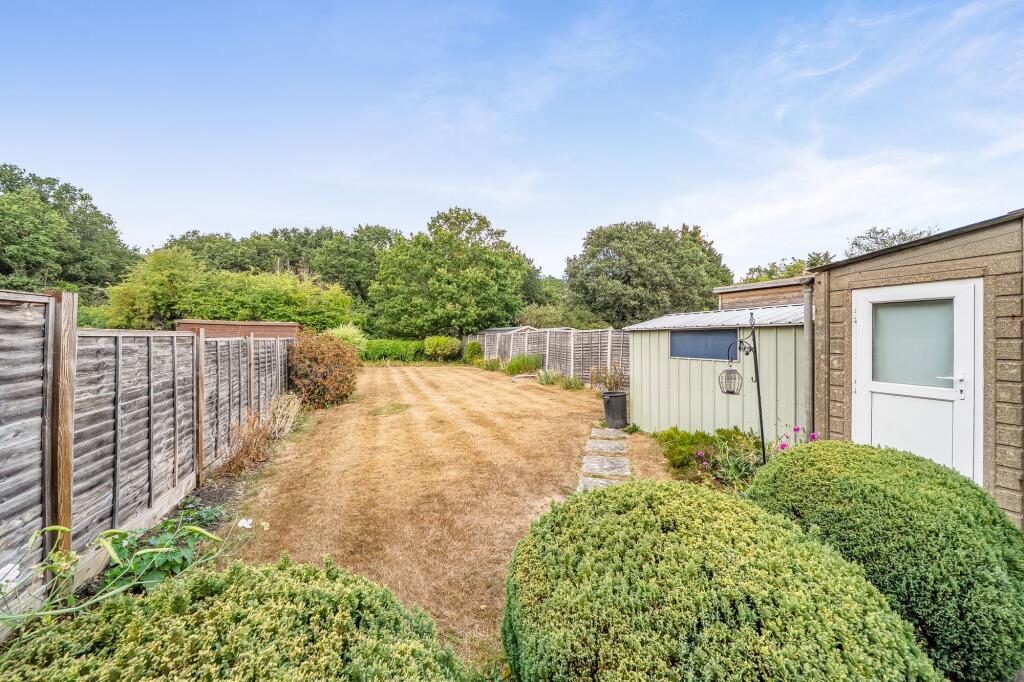 House in Mole Valley, Ashtead Park - View 5