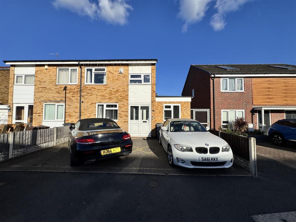 Main image of property: Chaffinch Drive, Birmingham