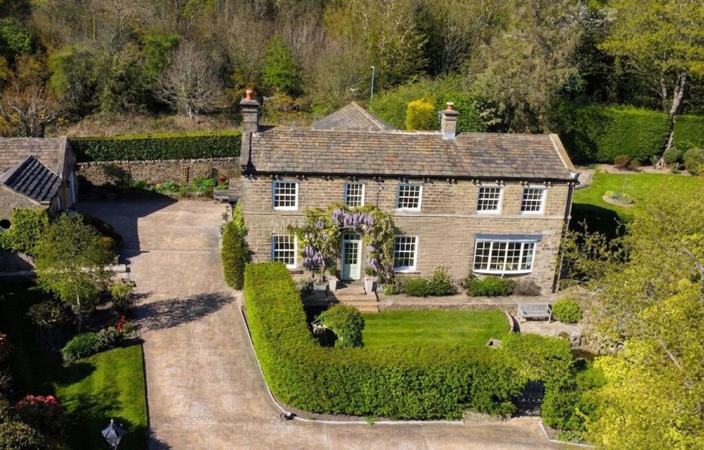 5-bed detached on Elder House, Far Bank, Shelley, £900,000