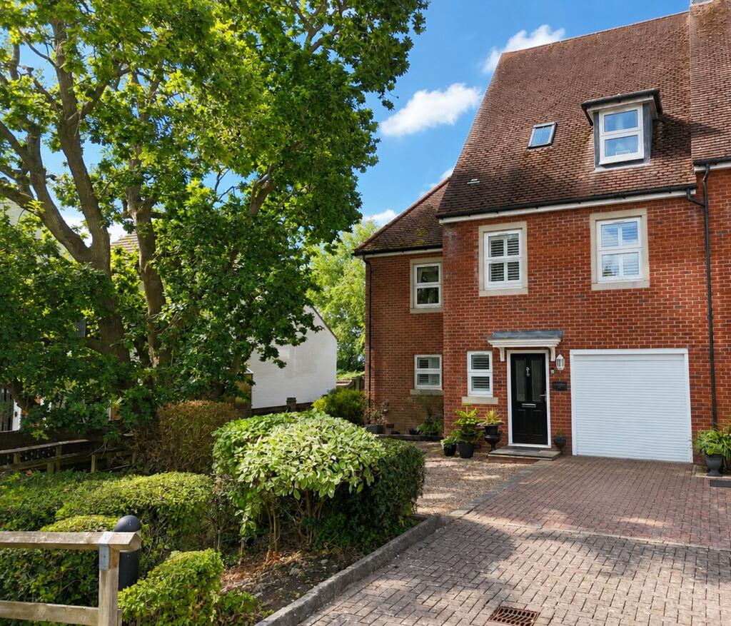 Main image of property: Haven Close, Christchurch, BH23