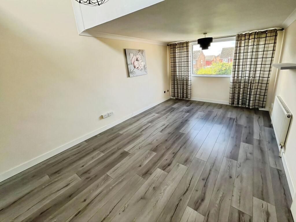 Apartment in Coventry - View 2