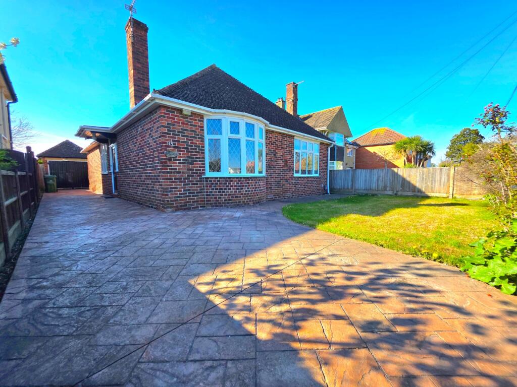 St. Marys Road, Burnham-on-Sea, Somerset, TA8 photo 2