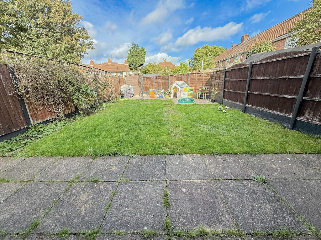 Medwin Grove, Erdington, B23 5DY photo 2