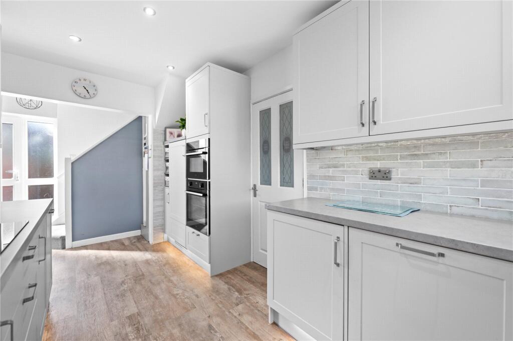 House in Gedling, Ravenshead - More