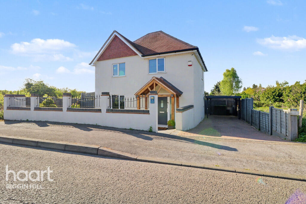 4-bed detached on Leaves Green Road, Keston, £1,000,000