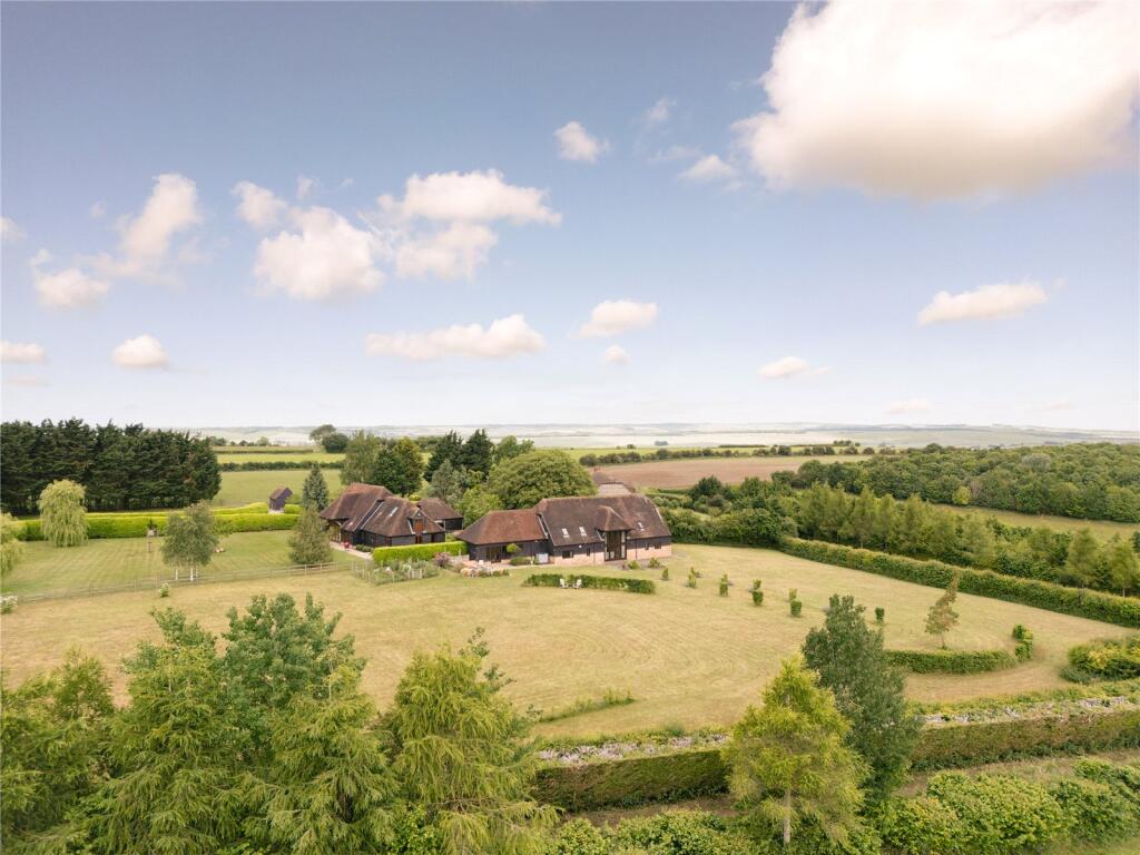 5-bed detached on Warren Farm, Aldworth, Reading, RG8, £1,750,000