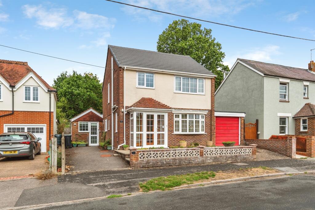 Main image of property: Fir Road, Ashurst, Southampton