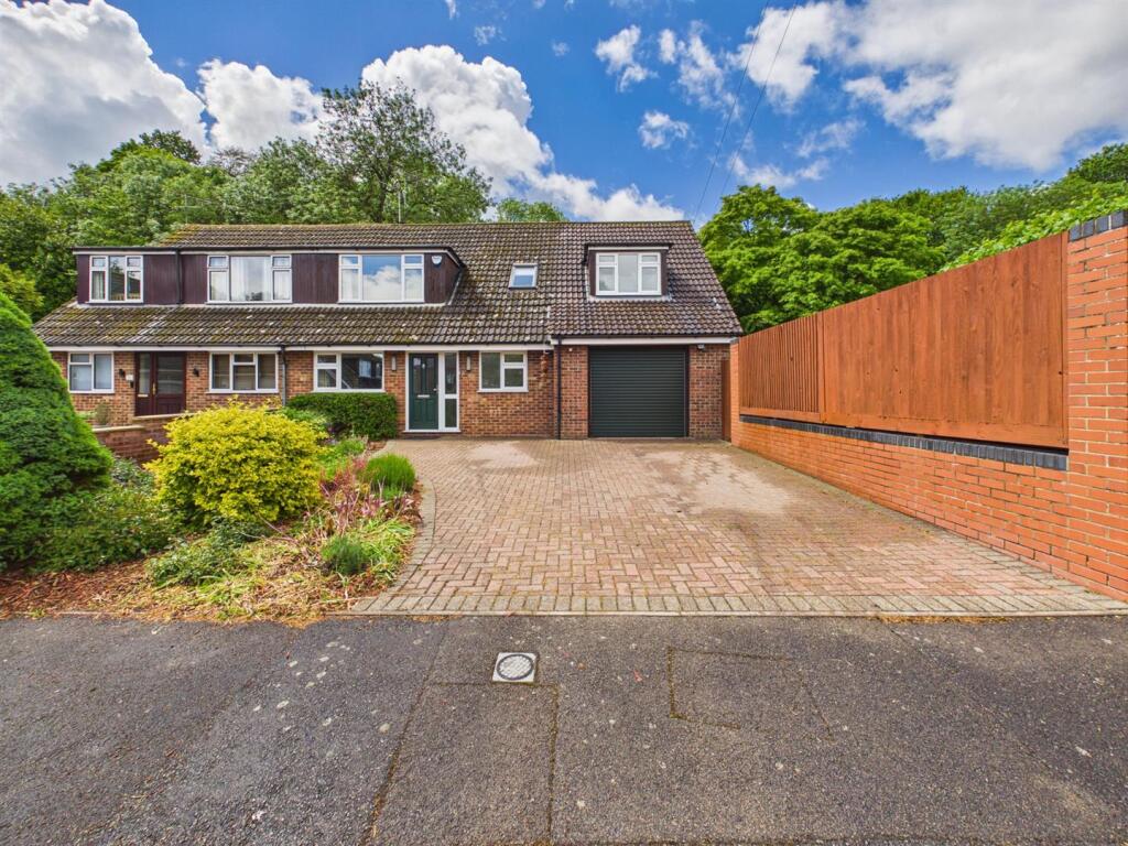 Main image of property: Fairsted Close, Tilehurst, Reading