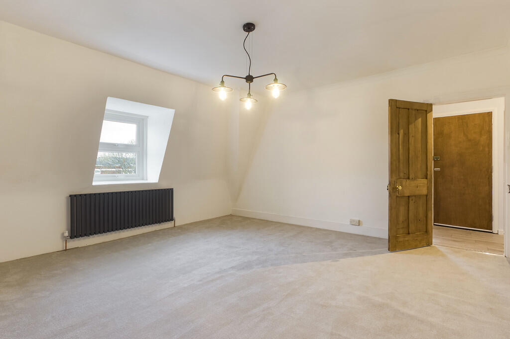 Apartment in Canterbury - More