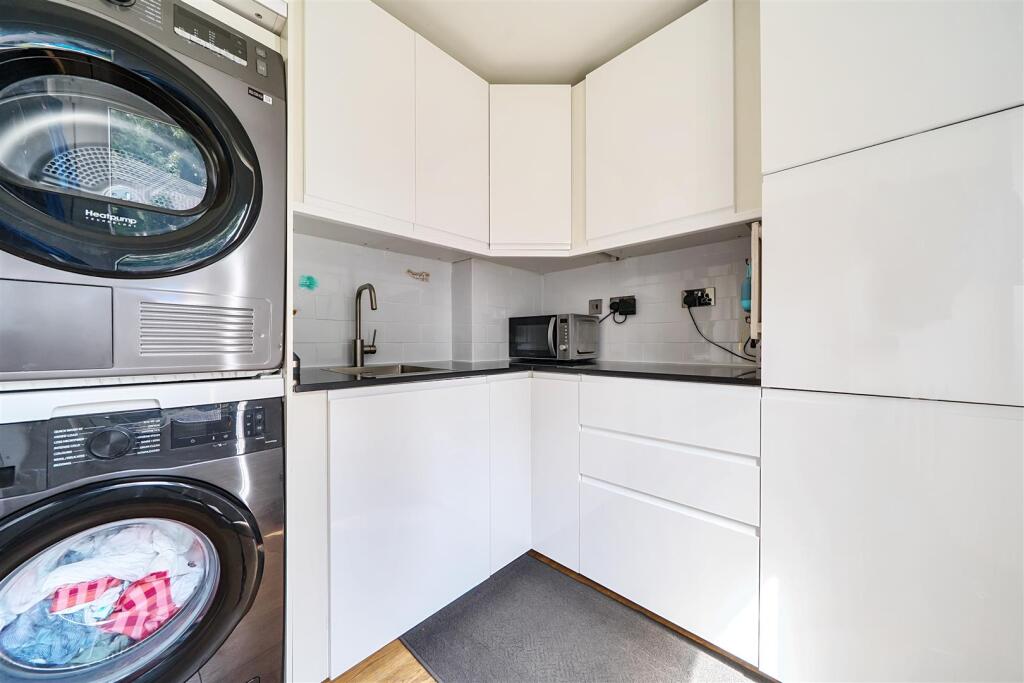 2 St. Martins Meadow, Little Ness, Shrewsbury, SY4 2AR photo 4