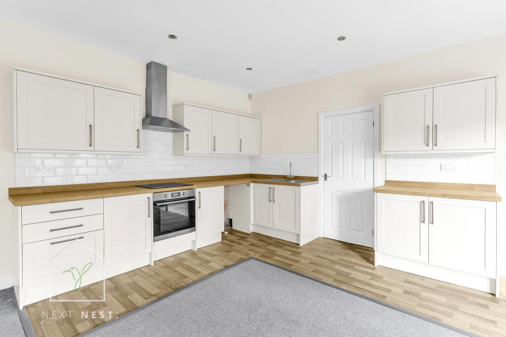 House in Oldham - View 4