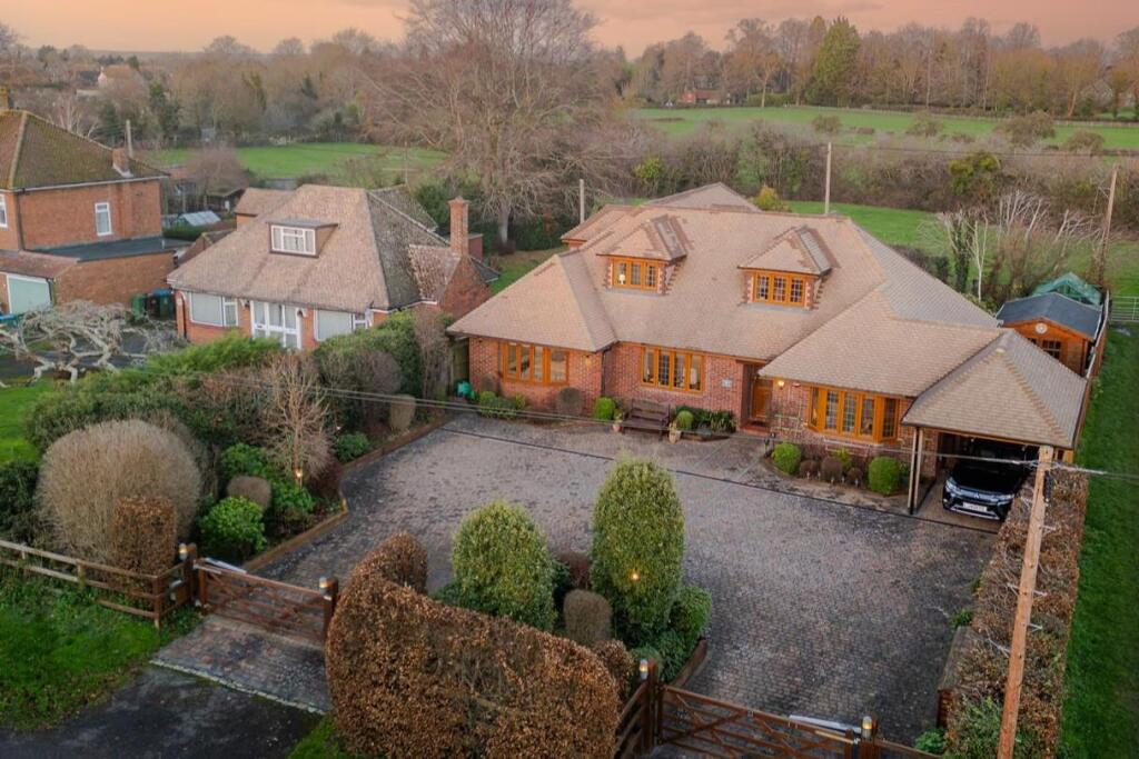 Main image of property: Worlds End Lane, Weston Turville