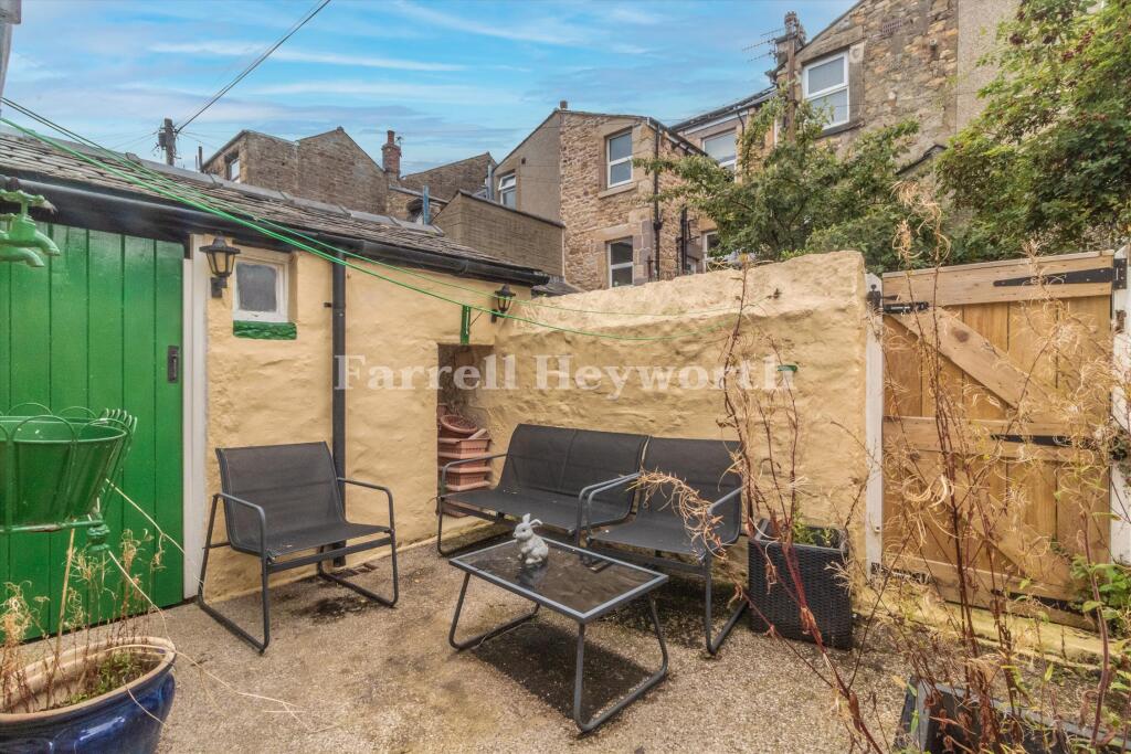 House in Lancaster - View 2