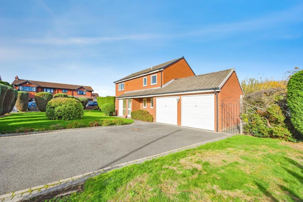 Main image of property: Greenacre Close, Tamworth