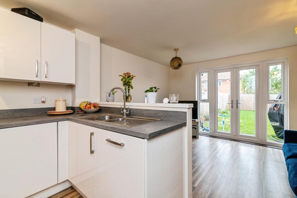 Ward Road, Bingham, Nottinghamshire, NG13 photo 4