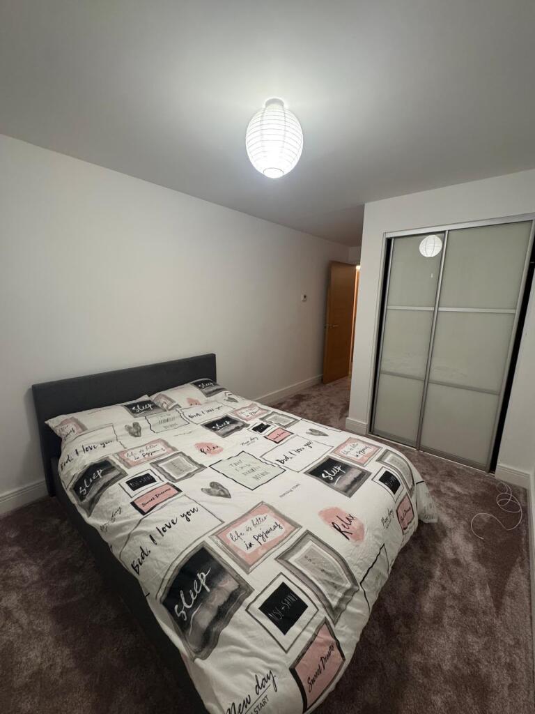 Apartment in Twickenham - View 4