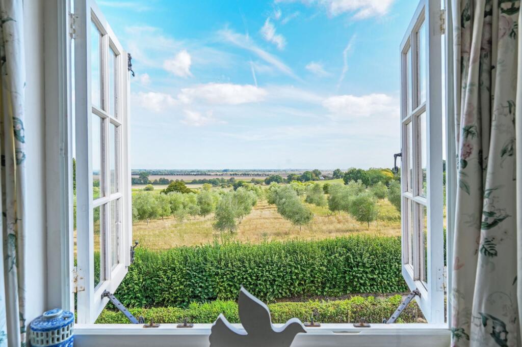 House in Ashford, Stone-cum-Ebony - View 4