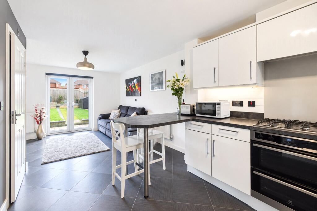 House in Reading - View 4
