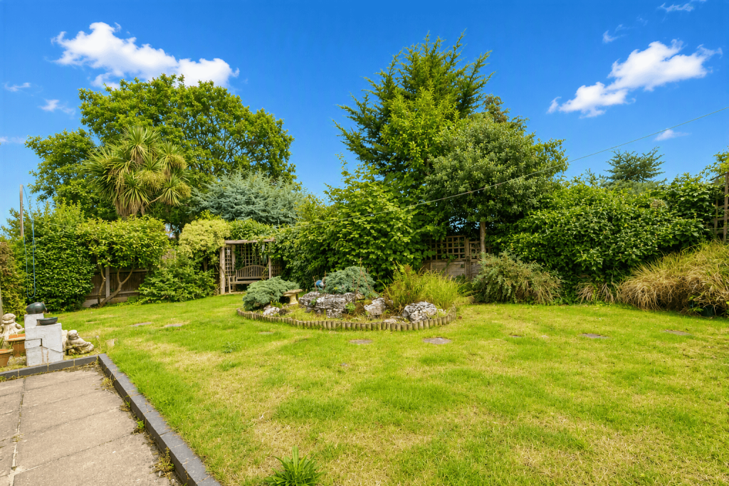 House in East Suffolk, Oulton Broad - View 3