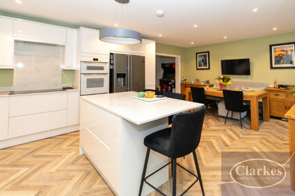 Additional image 2 of Hill View Road, Bournemouth