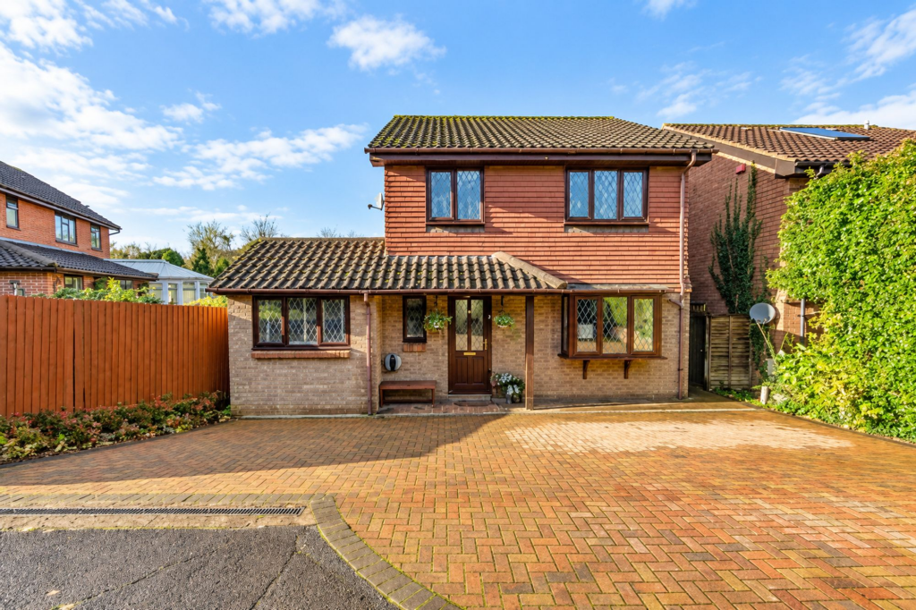 Main image of property: Crest Close, Badgers Mount, TN14