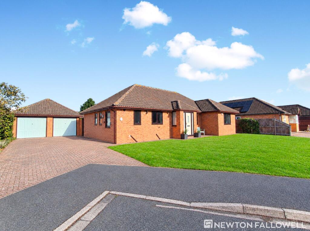 3-bed detached on Barkston Close, Bourne, PE10, £400,000