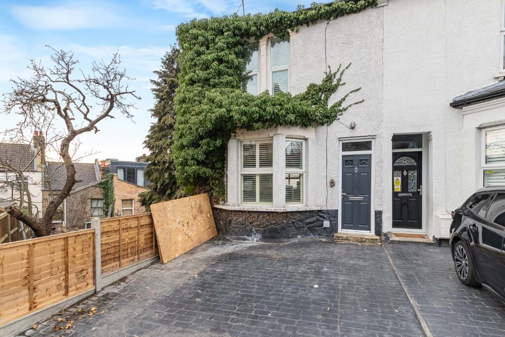 Main image of property: Cantwell Road, London, SE18