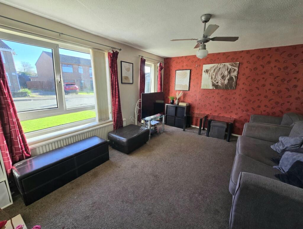 House in Bridgend, Brackla - More