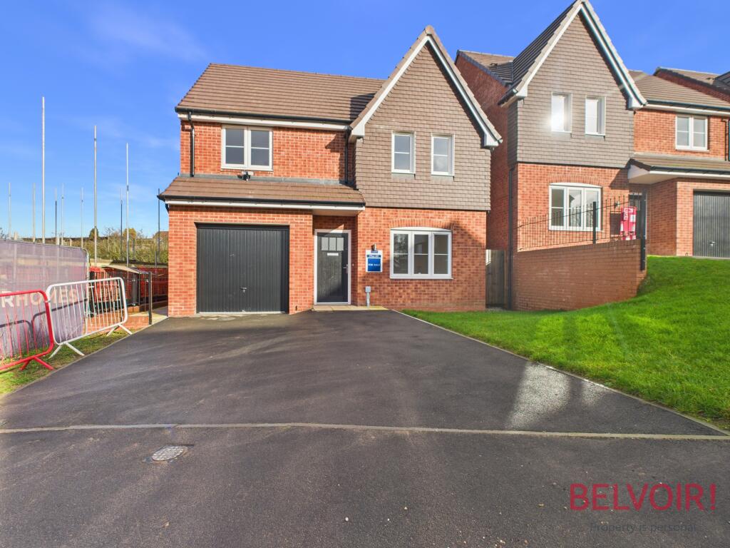 Main image of property: The Poplar, High Oakham Ridge, Mansfield, NG18