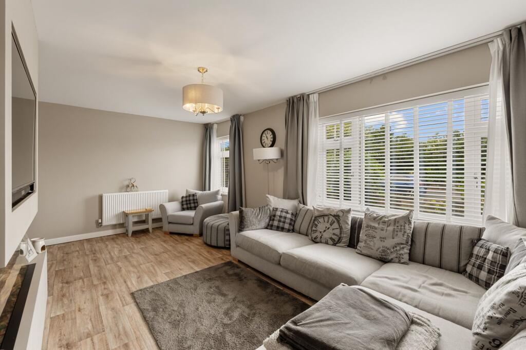 House in Bradford, West Yorkshire - View 3